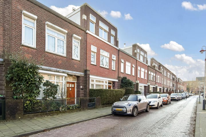 Foto 42 van Van Nijenrodestraat 35