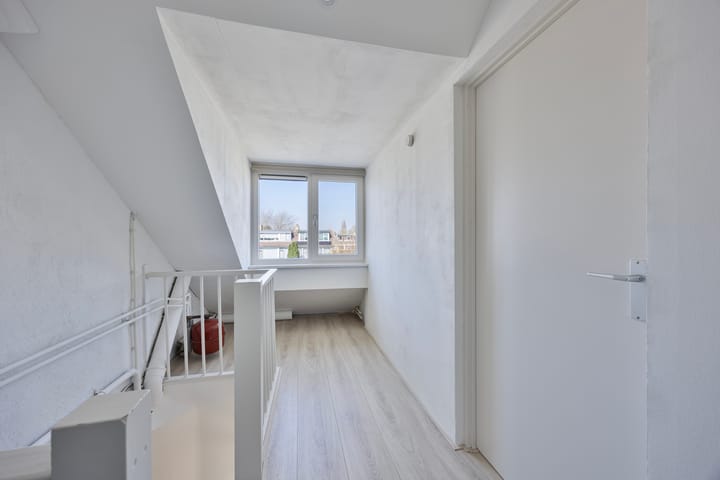 Foto 28 van Van Houtenstraat 10