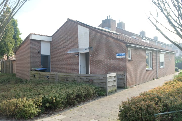 Foto 1 van Brunellaan 28