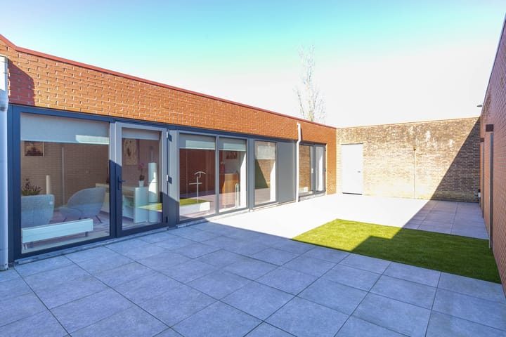 Foto 15 van Boegstraat 8