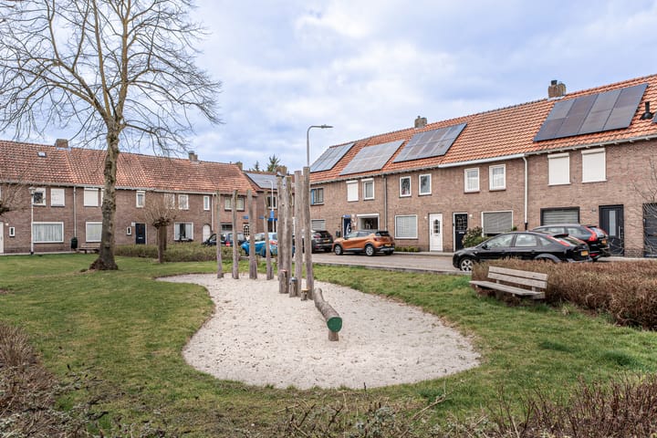 Foto 28 van Burchtstraat 2