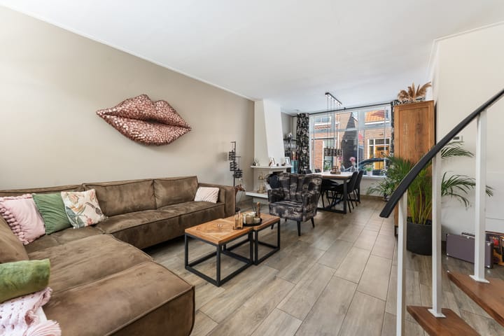 Photo 6 of Weteringstraat 9