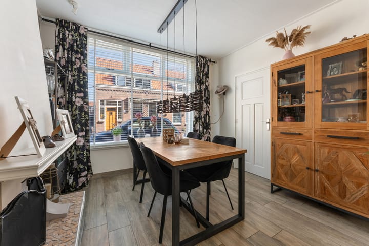 Photo 9 of Weteringstraat 9