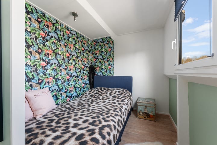 Photo 35 of Weteringstraat 9