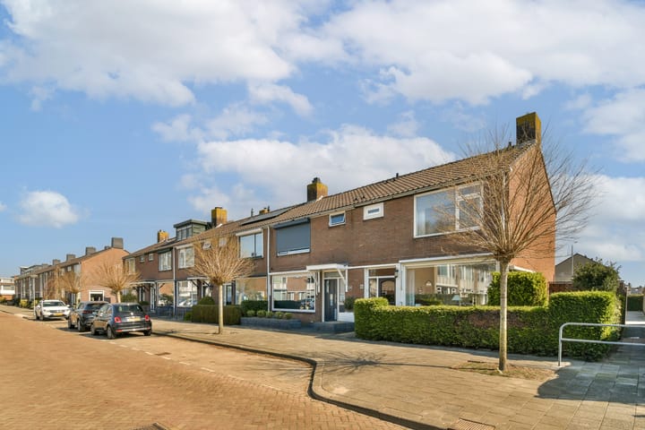 Foto 2 van Platanenlaan 56