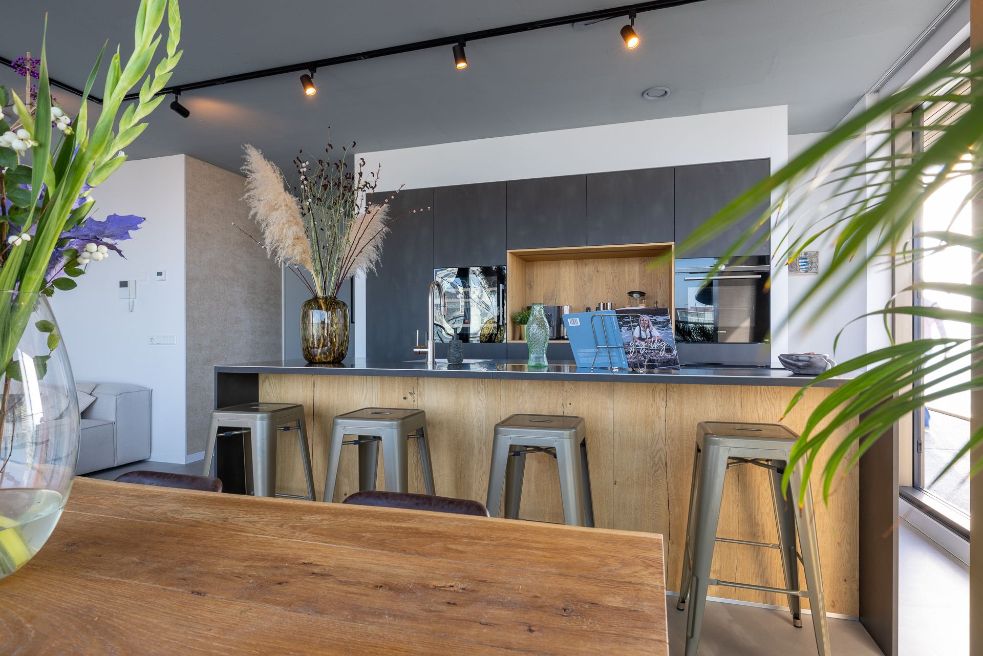 Photo 12 of Boompjes 56-S