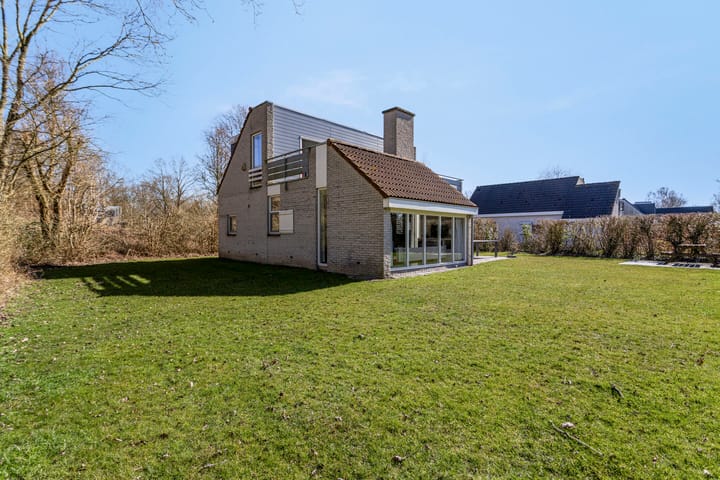 Photo 2 of Hopman de Rijklaan 111