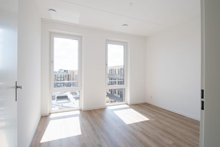 Photo 11 of Jan Luykenlaan 114