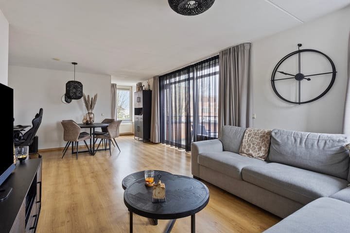 Foto 10 van Harrie Carisstraat 21