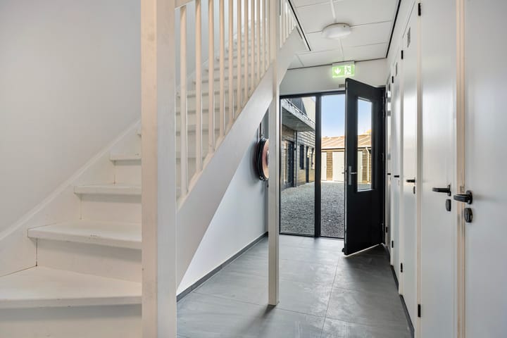 Photo 10 of Bredaseweg 38-A