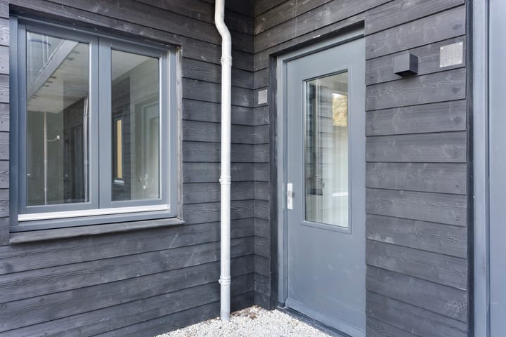 Photo 5 of Bredaseweg 38-A