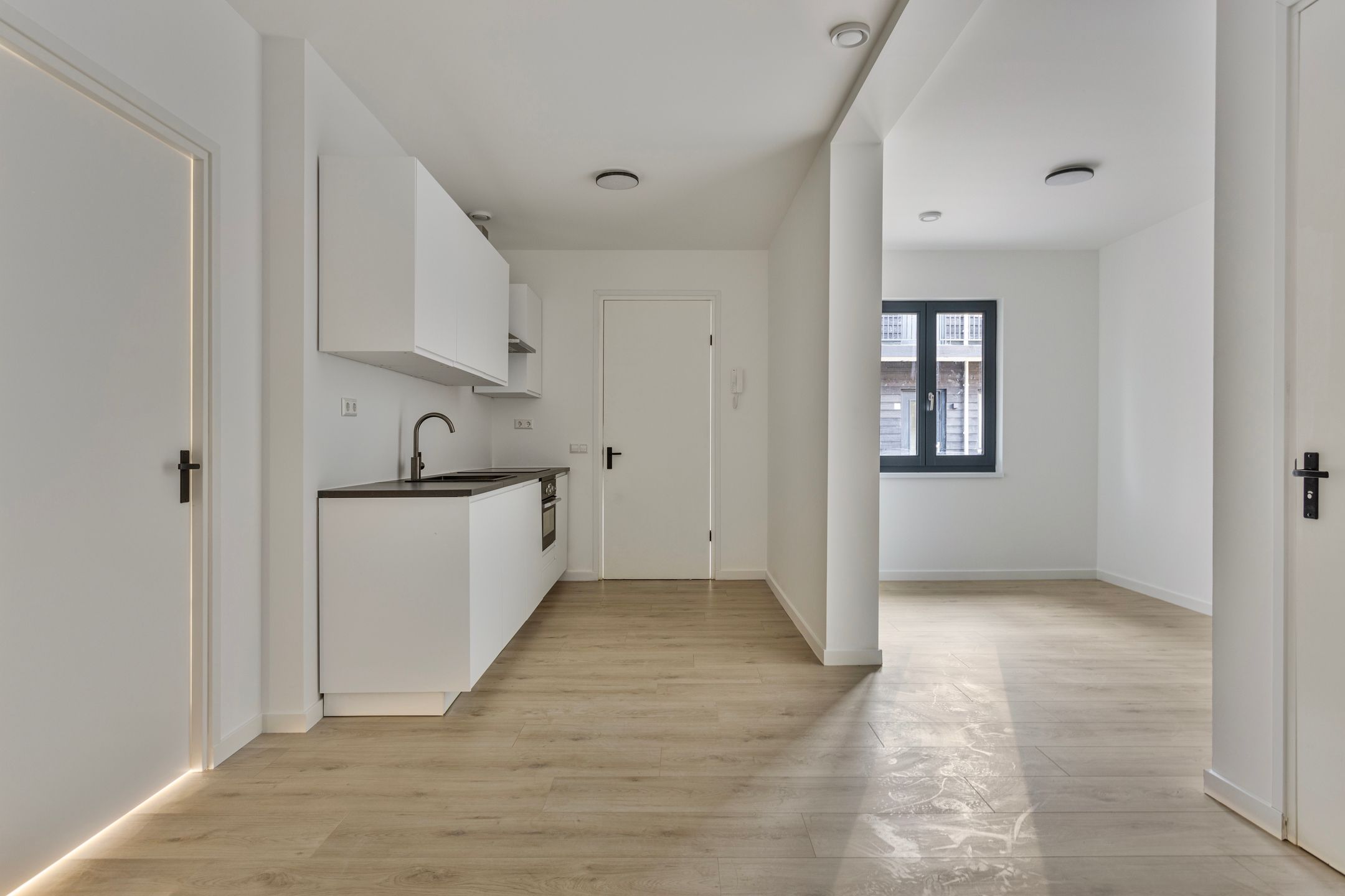 Foto 12 van Bredaseweg 38-A