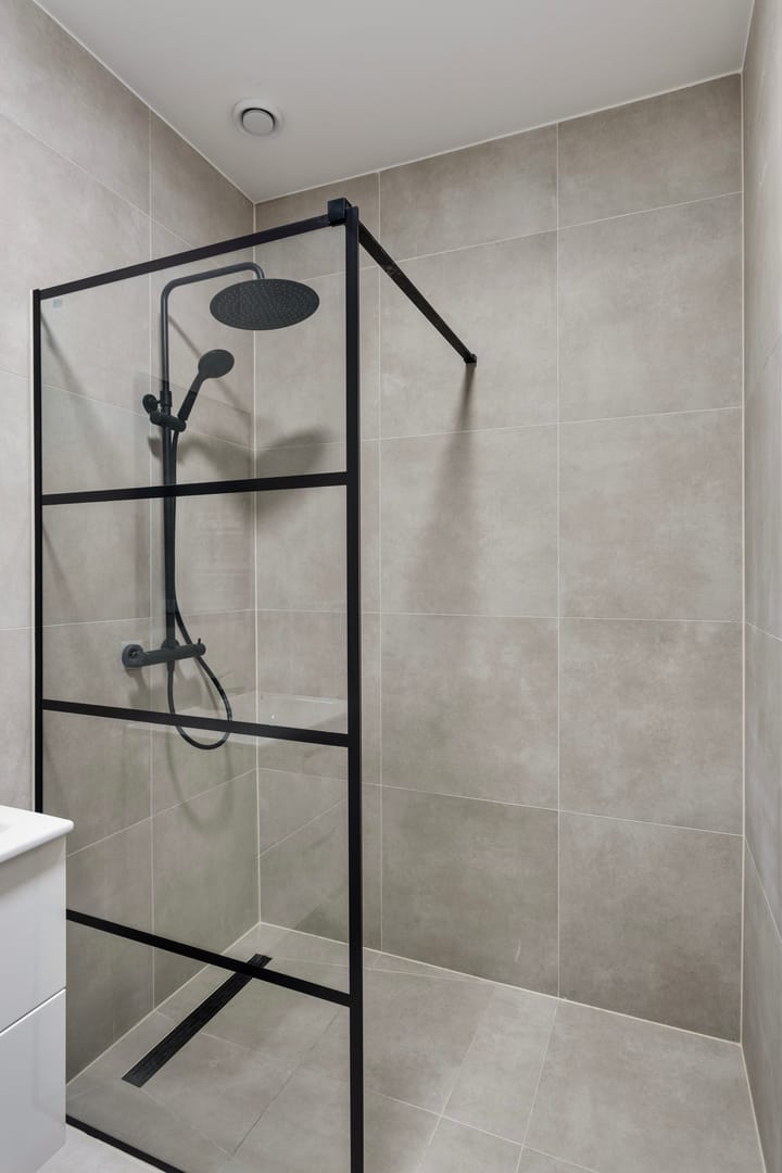 Photo 16 of Bredaseweg 38-A