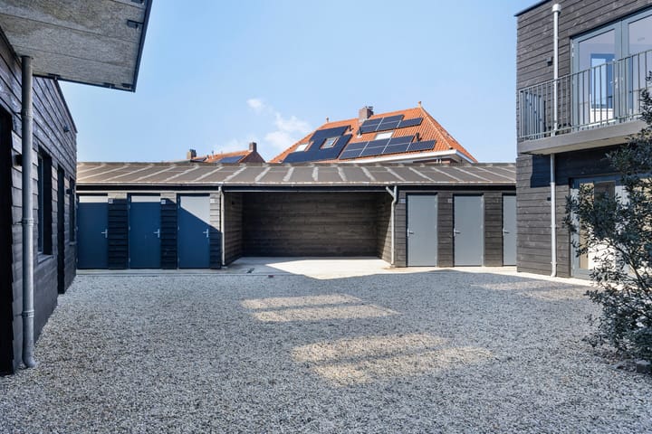 Photo 24 of Bredaseweg 38-A