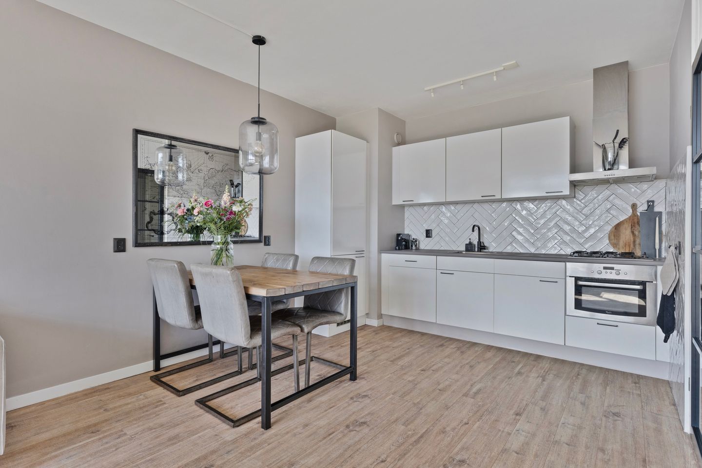 Photo 19 of Zuiderweg 212