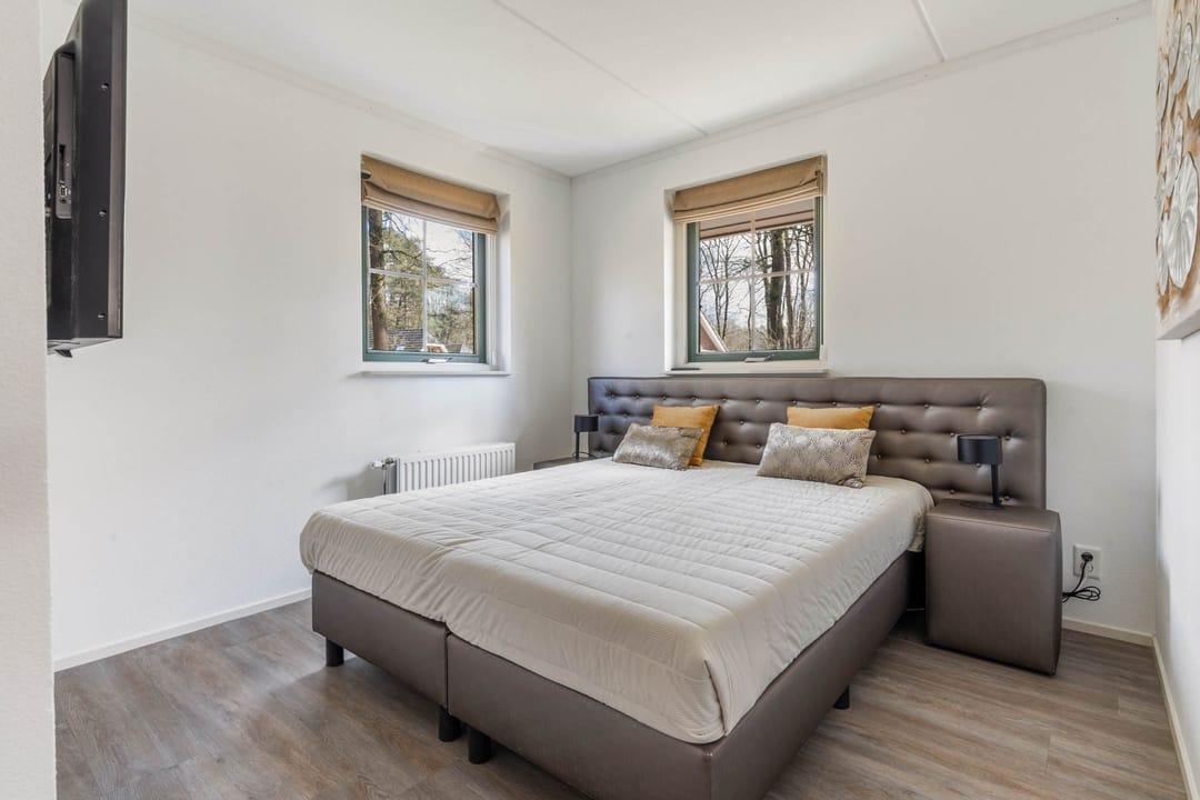 Foto 11 van Hof van Halenweg 2-25