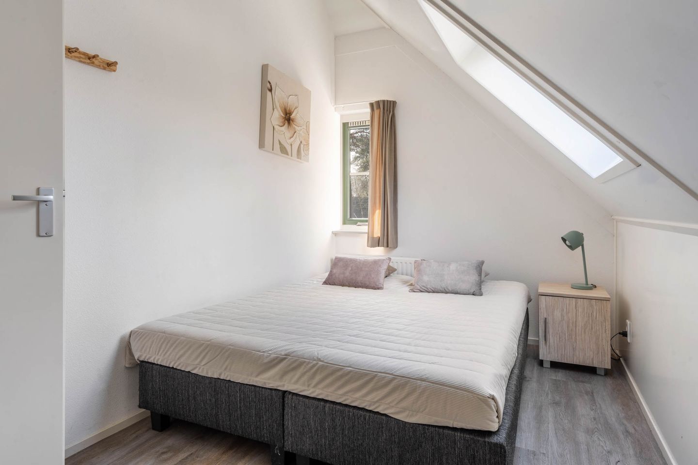 Foto 19 van Hof van Halenweg 2-25