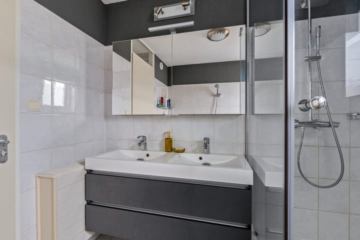 Photo 20 of Wethouder Sonneveldhof 59