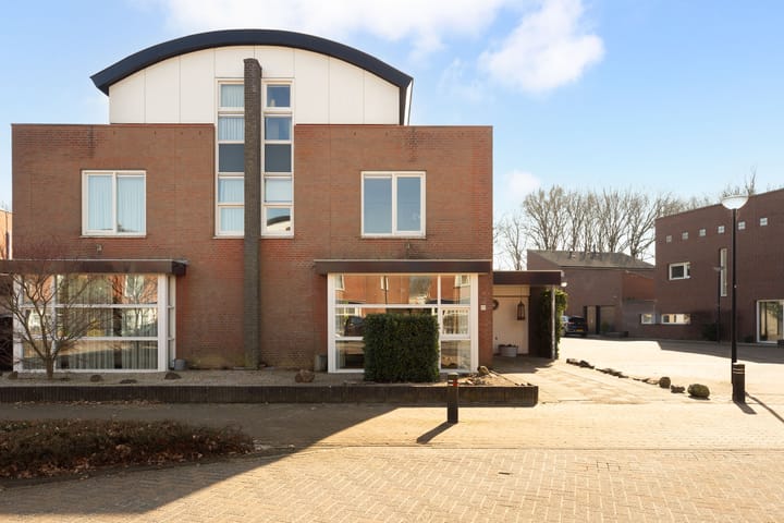 Foto 6 van Toon Hermansplein 27