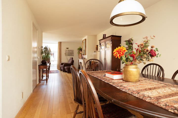 Foto 15 van Toon Hermansplein 27