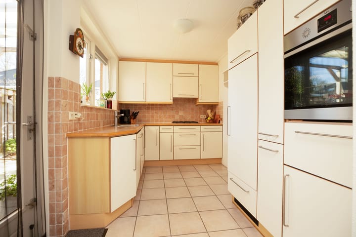 Foto 18 van Toon Hermansplein 27