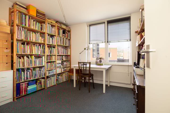 Foto 25 van Toon Hermansplein 27