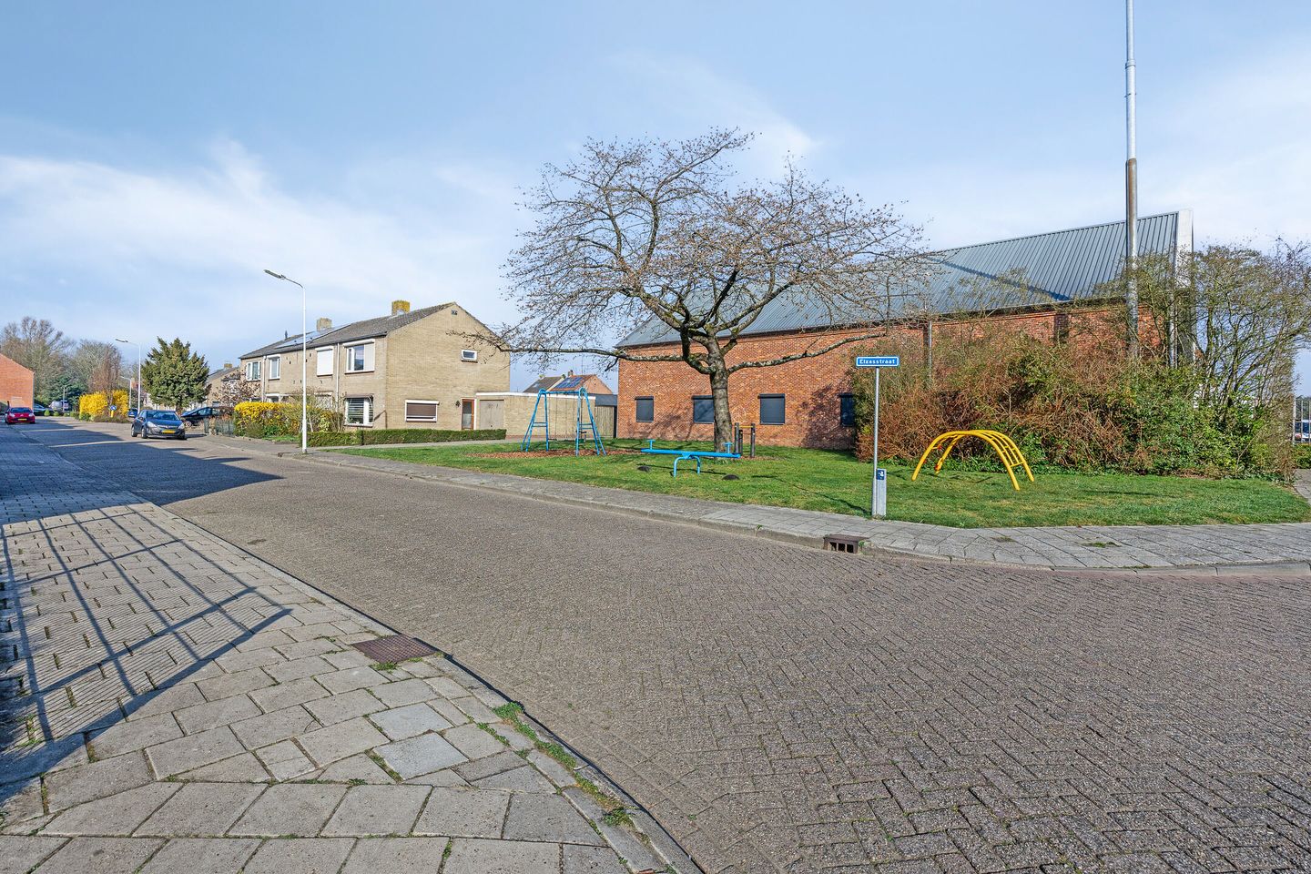 Photo 19 of Elzasstraat 10