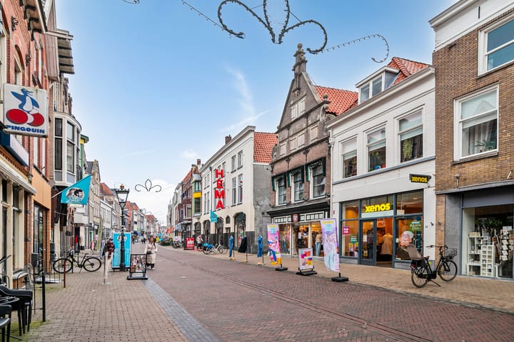 Foto 50 van Cellebroedersweg 18