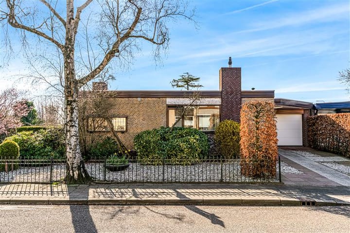 Foto 48 van Meidoornlaan 8