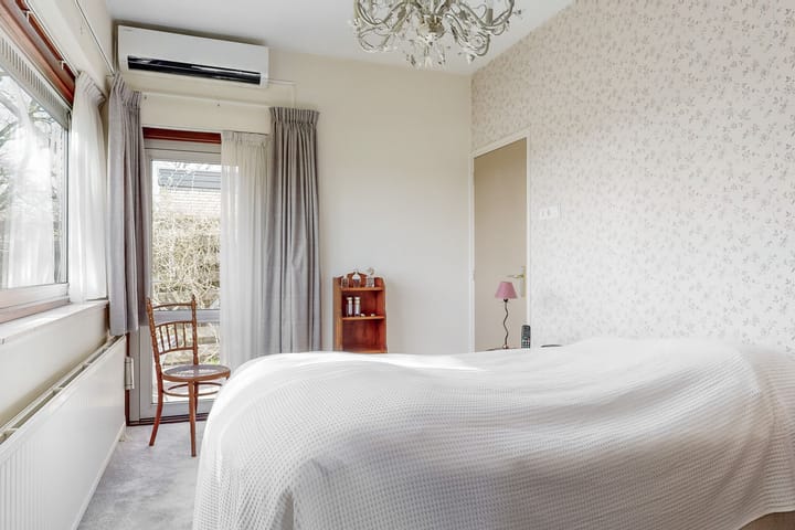 Foto 24 van Meidoornlaan 8