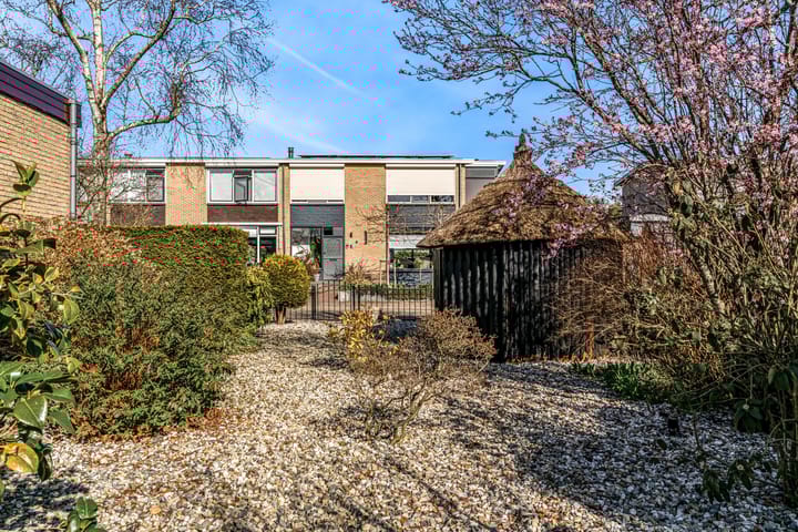 Foto 30 van Meidoornlaan 8