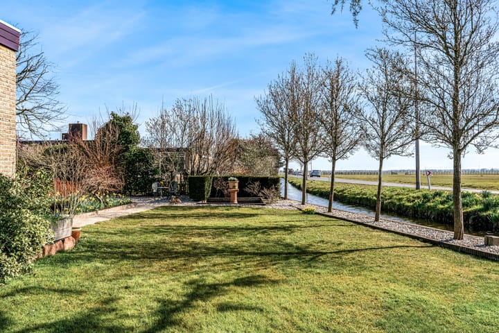 Foto 40 van Meidoornlaan 8