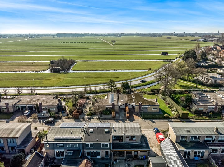 Foto 51 van Meidoornlaan 8