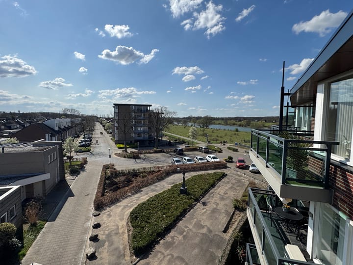 Foto 8 van Medaillon 60