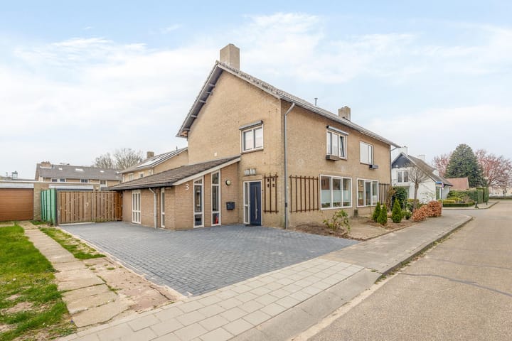 Foto 31 van Jhr. Ruys de Beerenbroeckstraat 3