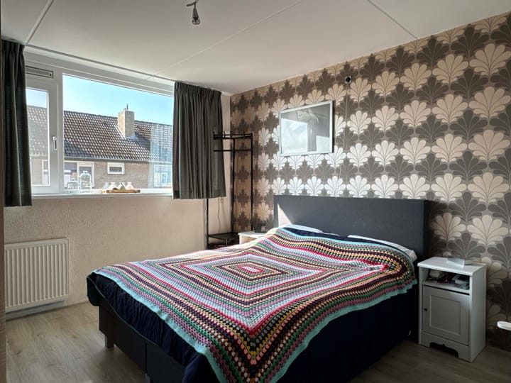 Foto 15 van E E G laan 46