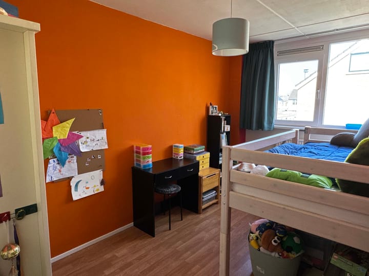 Foto 16 van E E G laan 46