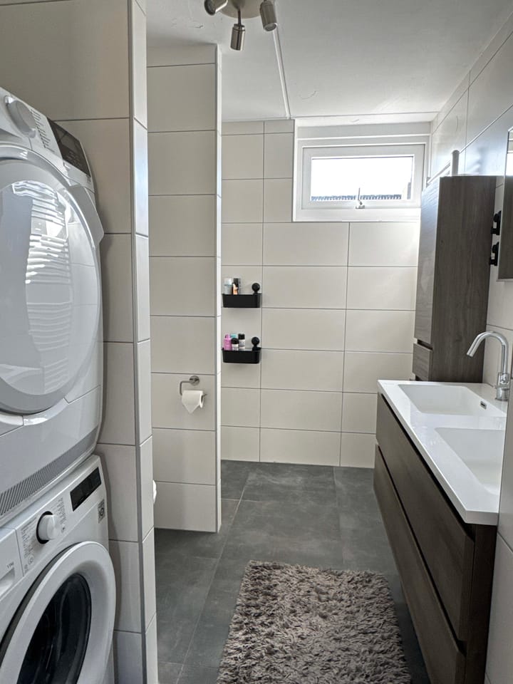 Foto 18 van E E G laan 46