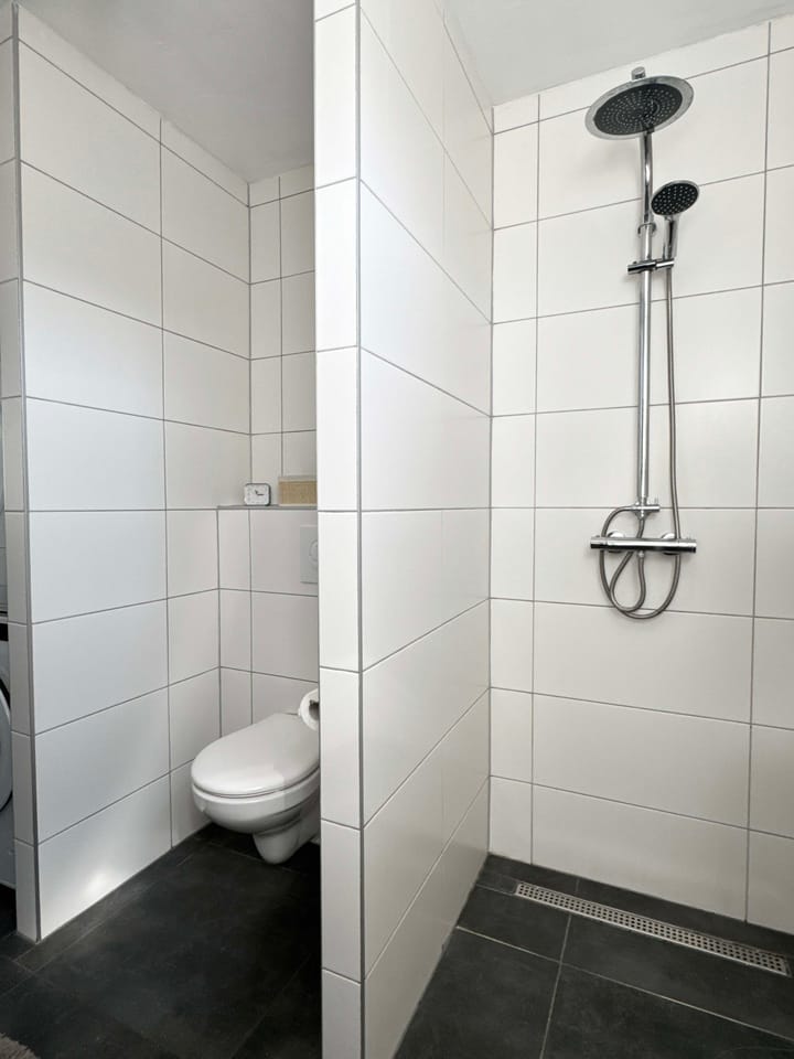 Foto 19 van E E G laan 46