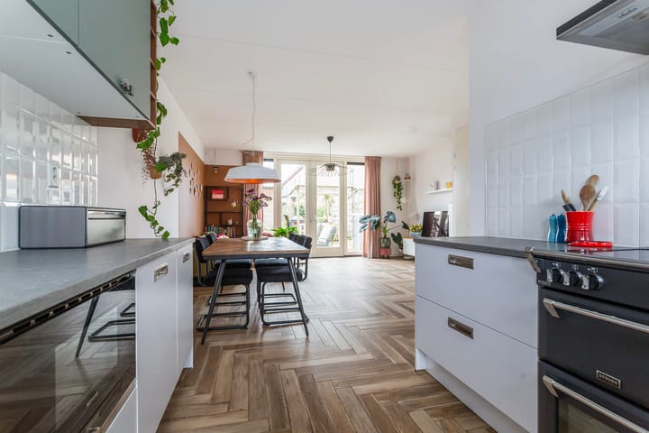 Foto 8 van Clematisstraat 37