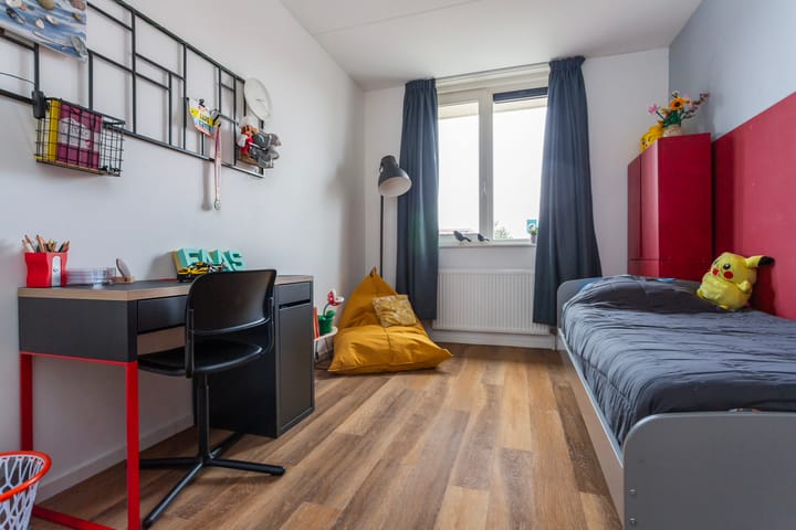 Foto 10 van Clematisstraat 37