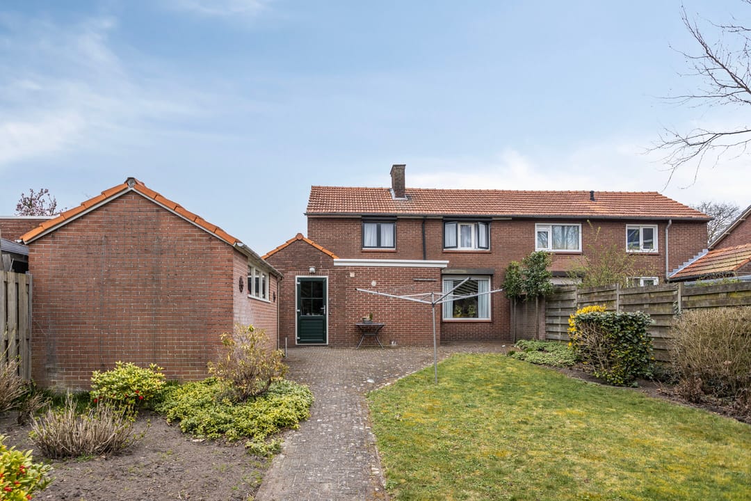 Photo 2 of Essenkampstraat 5