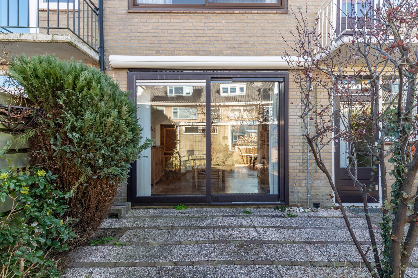 Photo 40 of Henri Dunantsingel 90