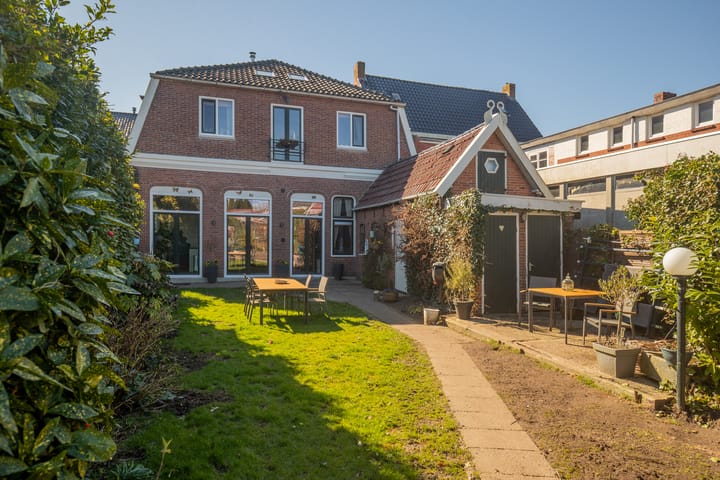 Hoofdstraat-Oost 25