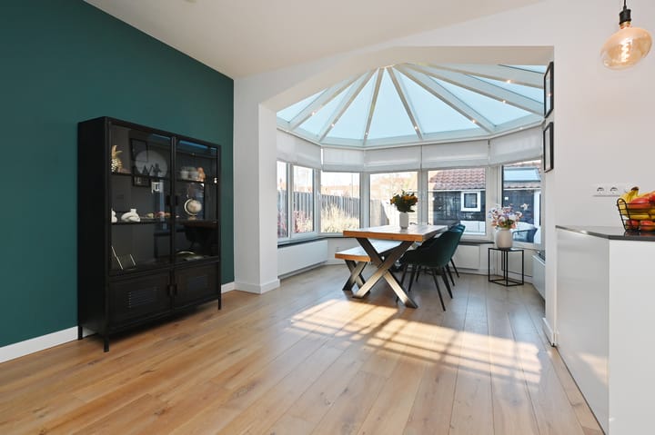 Photo 5 of Douwes Dekkerstraat 24