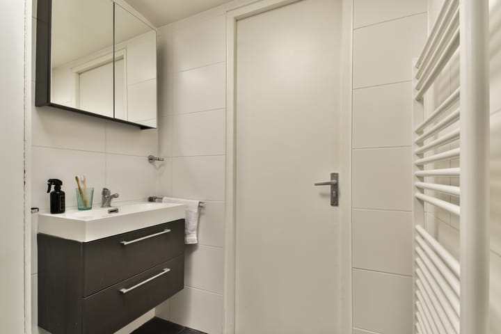 Foto 16 van Van Oldenbarneveldtstraat 91-4