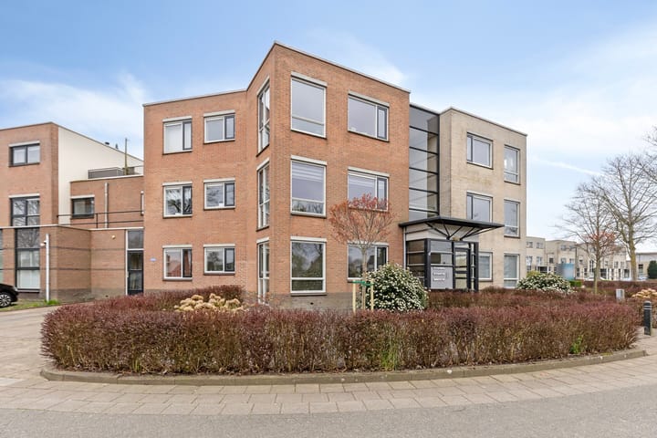 Photo 3 of Reuzenpandasingel 210