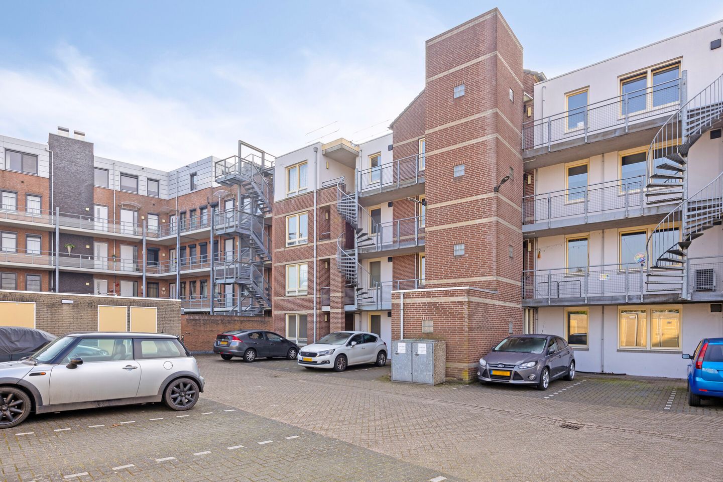 Foto 10 van Spoorstraat 5