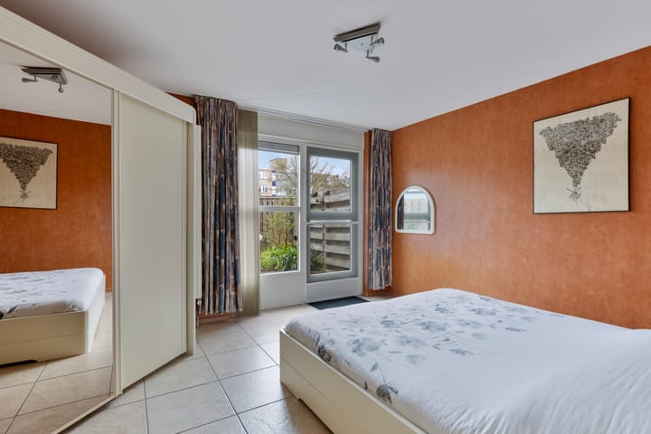 Photo 20 of Reuzenpandasingel 210