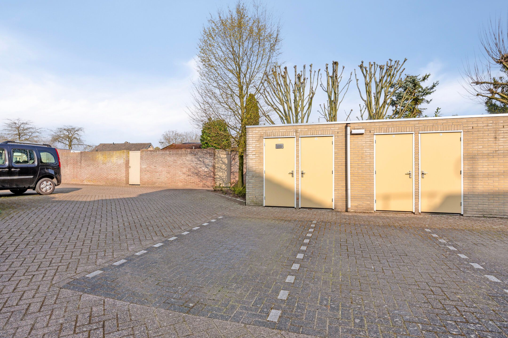 Foto 24 van Spoorstraat 5